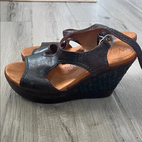 Naya Dark Brown Leather Sandals - Picture 5 of 11